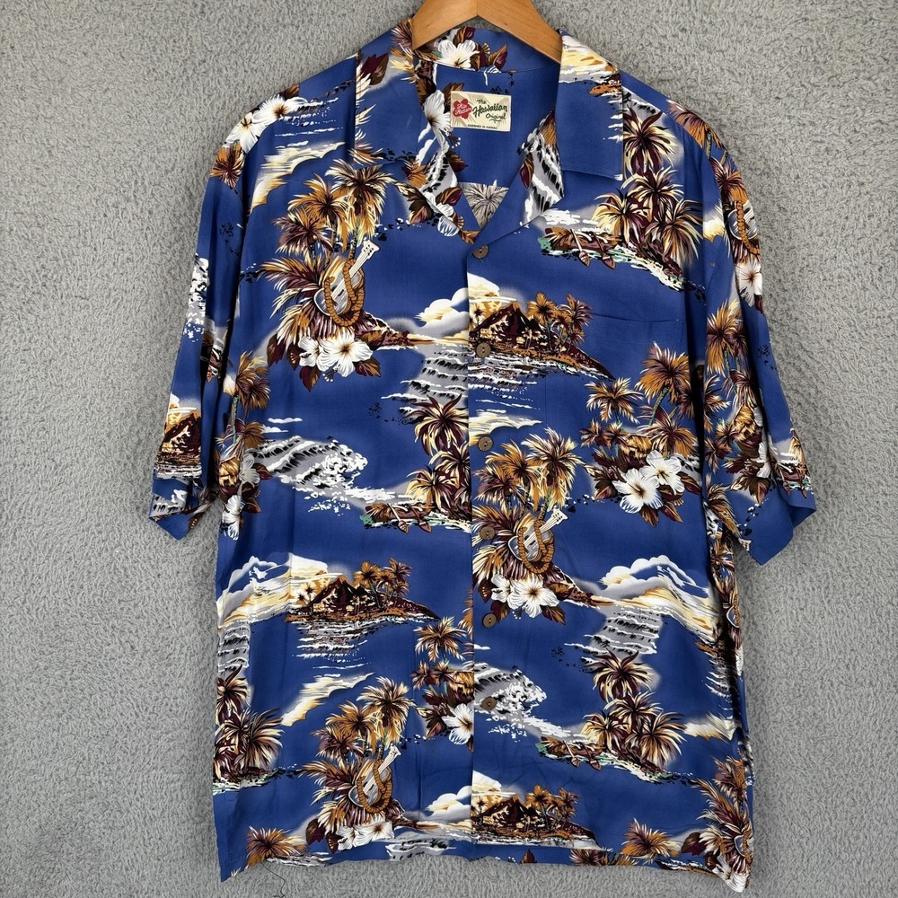 Vintage Hilo Hattie Camp Shirt Mens XL Blue 100% Rayon Hawaiian Aloha Island
